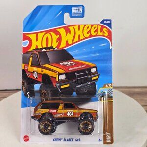 Hot Wheels Chevy Blazer 4x4 Diecast Collectible 81/250 Limited Edition 3/10 Dirt